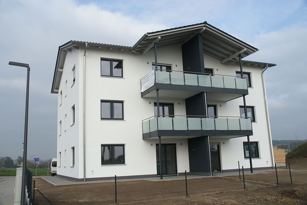 6-Parteien-Haus in Maxhütte-Haidhof